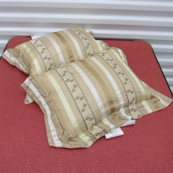 Court of Versailles Decorative Ribbon Striped and Embroidered Throw Pillow Set - Picture 4 of 5